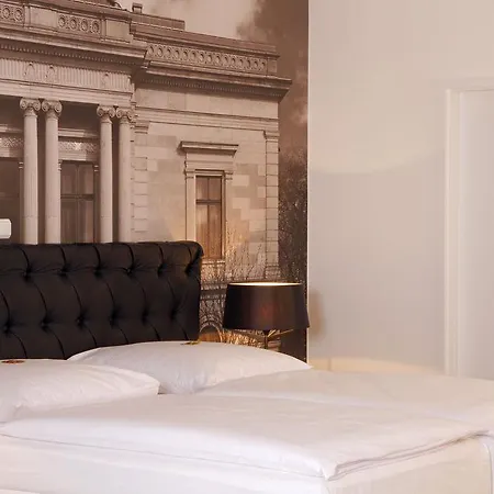 豪斯楚汉萨同盟酒店 酒店 3*